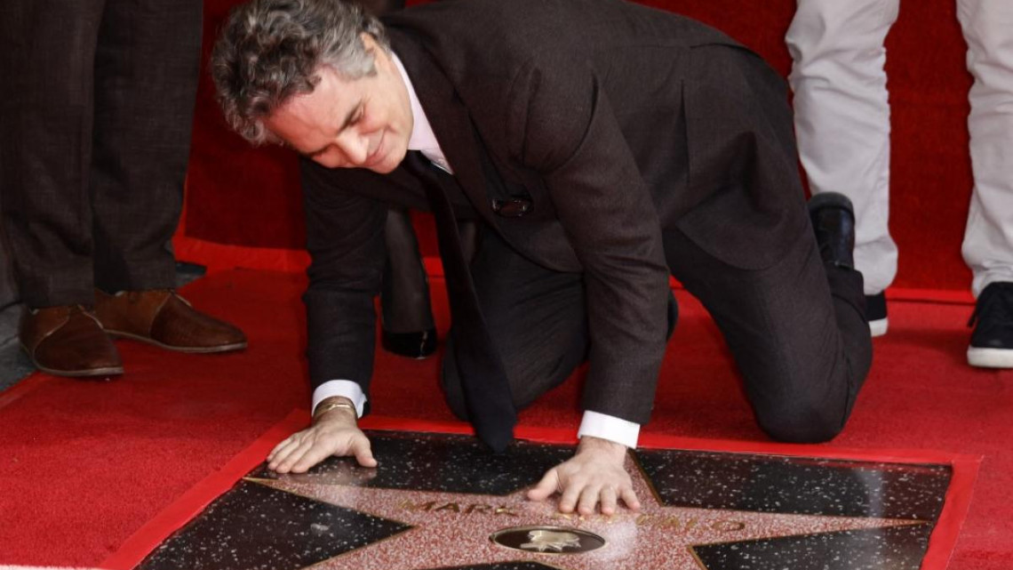 Mark Ruffalo recibe su estrella en el Paseo de la Fama de Hollywood