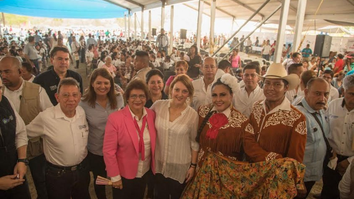 "Un Gobierno Cerca de Ti" ha ofrecido casi 200 mil servicios gratuitos