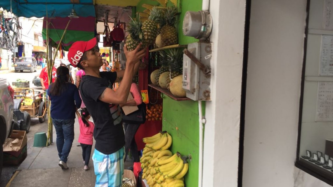 En espera de compras de última hora para mejora de ventas