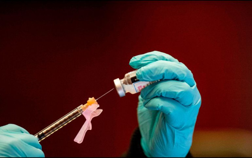 OMS advierte que "las vacunas no son excusa para relajarse"