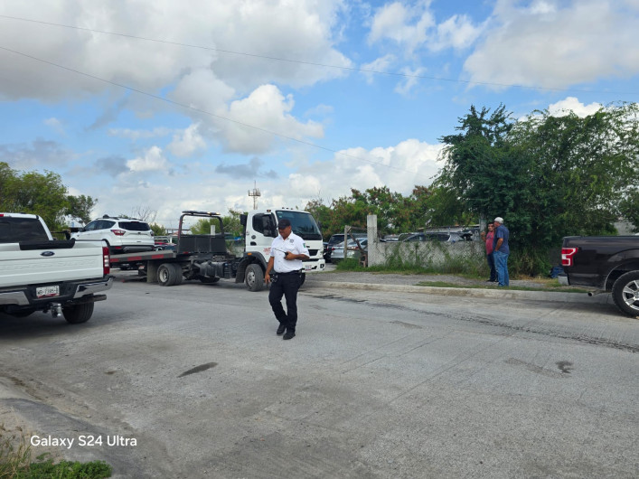 Inicia transito retiro de autos para su venta en vía publica