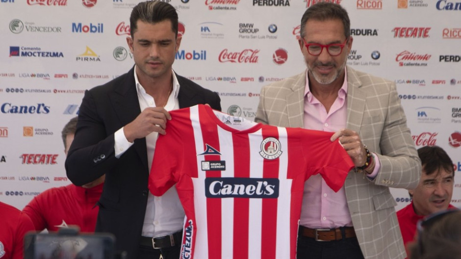 Gustavo Matosas es presentado como nuevo DT del San Luis