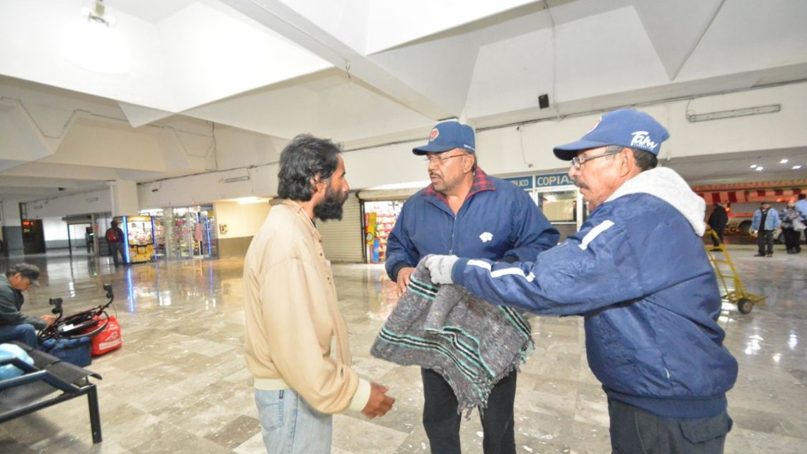 PC y Bomberos ayudan a población vulnerable