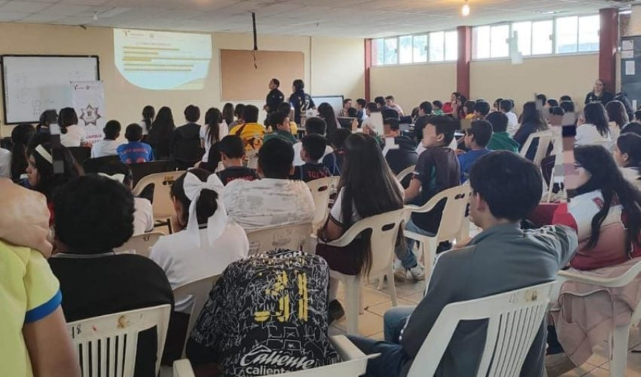Previenen conductas violentas y adicciones en estudiantes de la frontera
