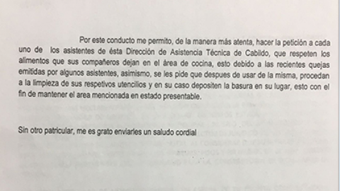 Les roban el "lonche" a regidores