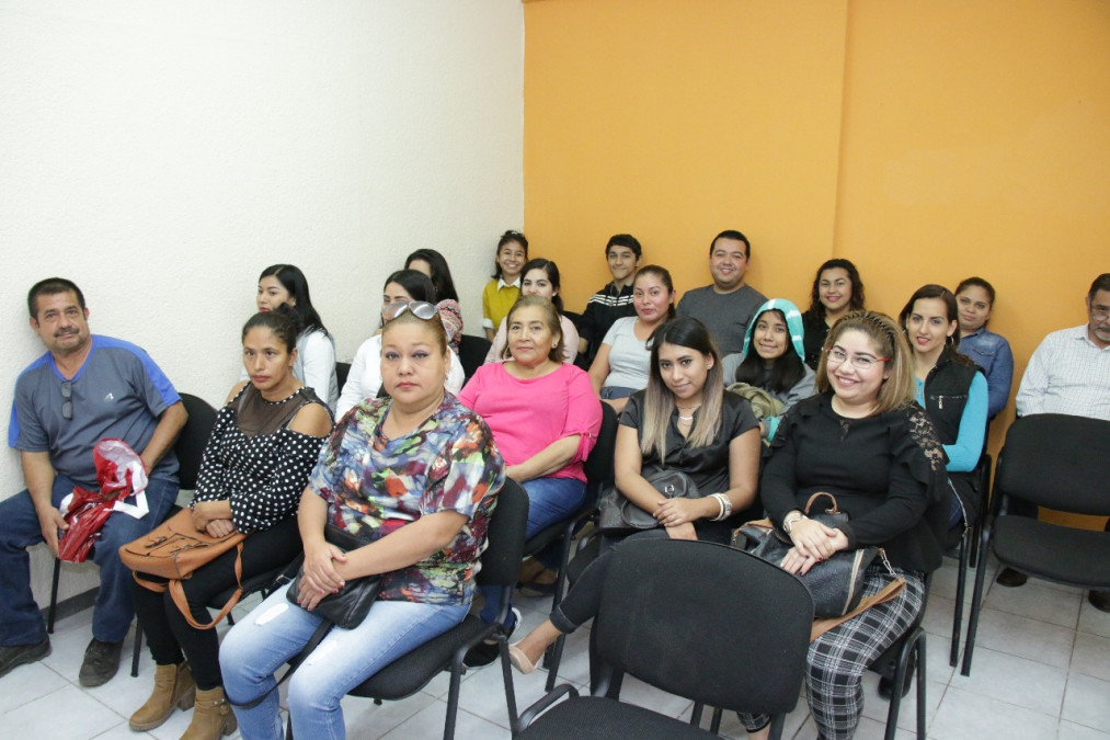 Entregan apoyos de Bécate y FA en el sur