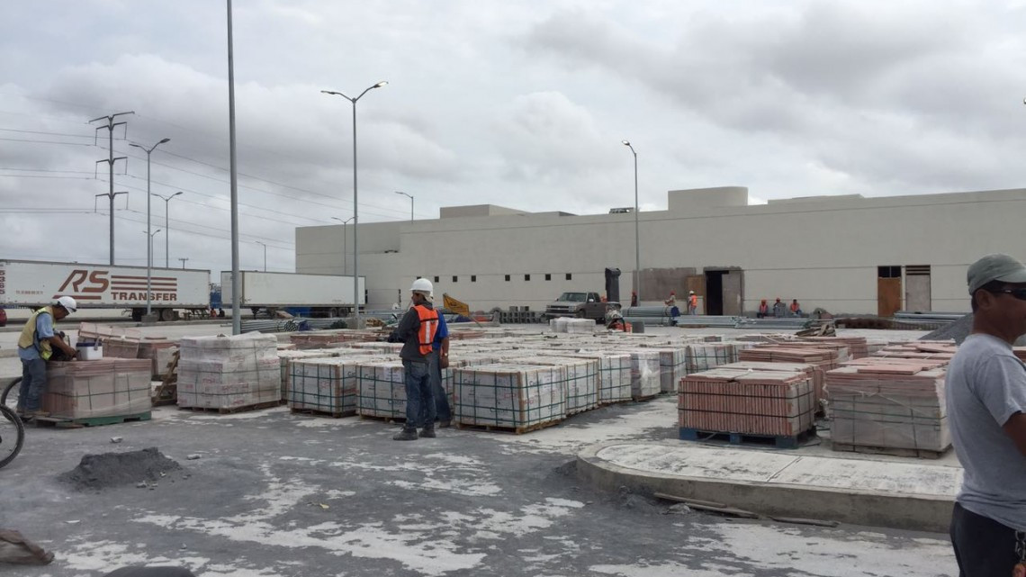 Paran labores electricistas en Matamoros