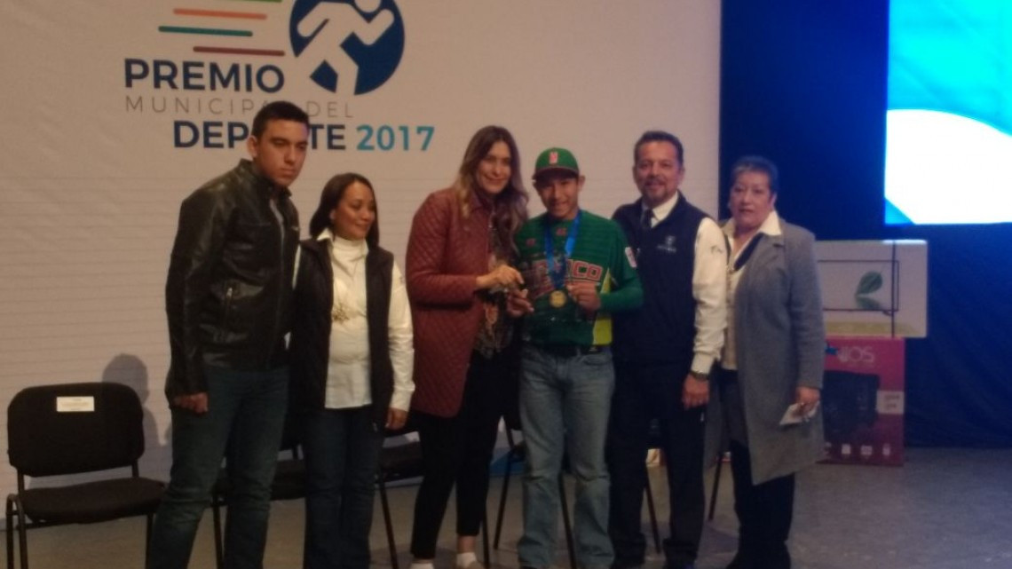Entregan premios al deporte en Reynosa 2017