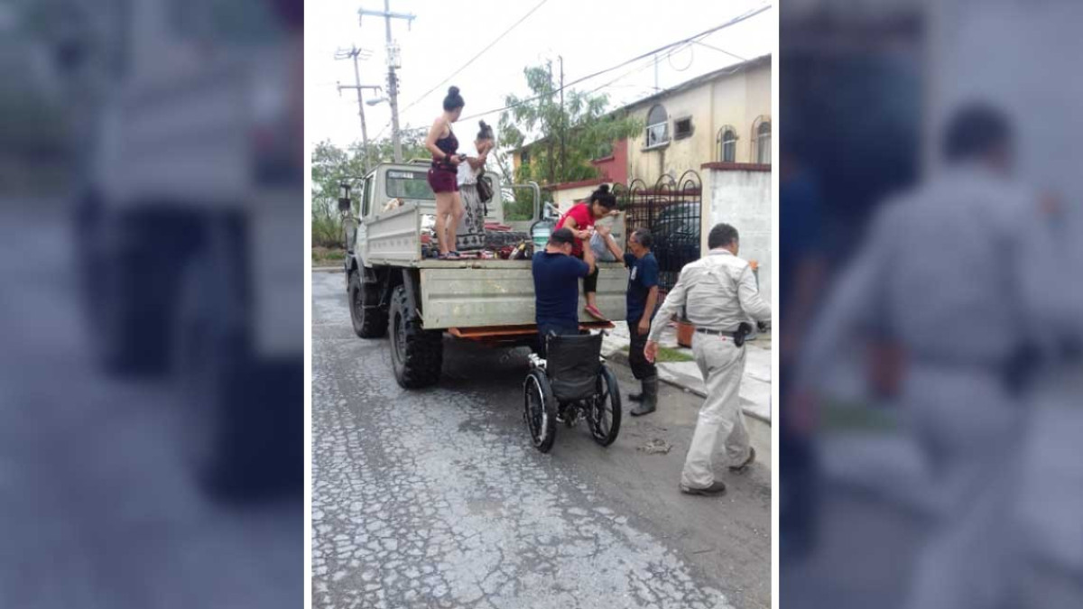Pemex apoya a afectados por fuertes lluvias