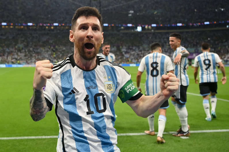 Argentina vence 2-0 a México
