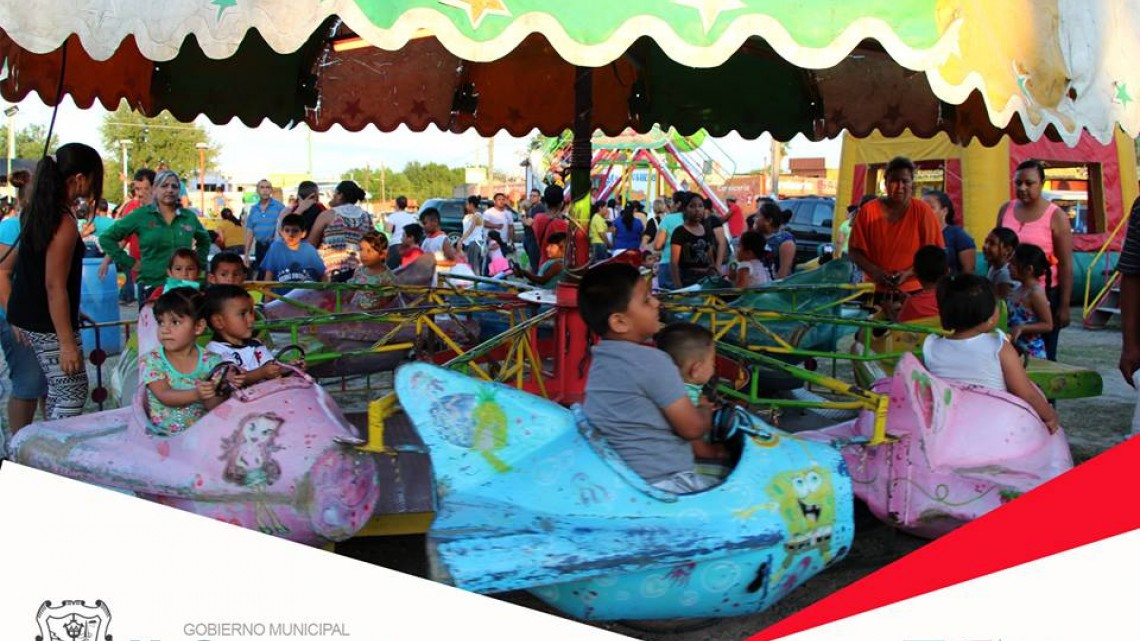 Llevan a cabo adelanto del festejo del "Día del niño"