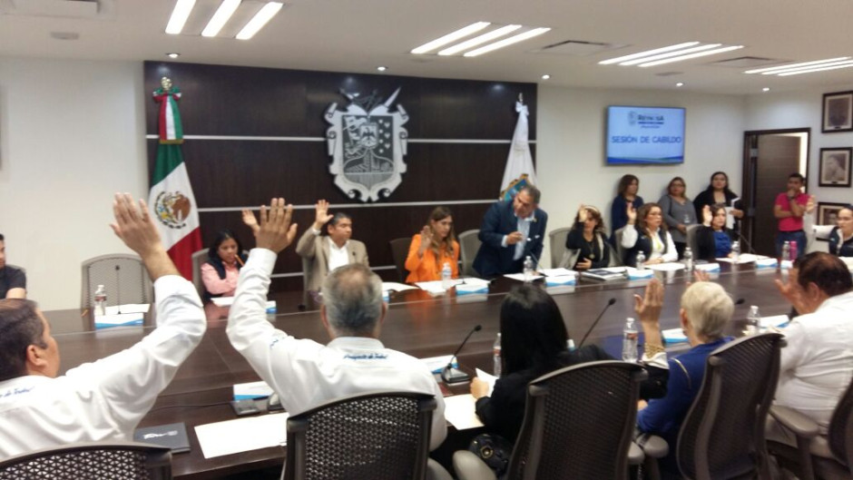 Condicionan panistas votos en Cabildo a cambio de plazas