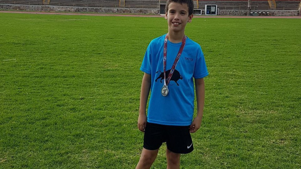 Tamaulipecos arrasan en el Encuentro Potosino de Atletismo