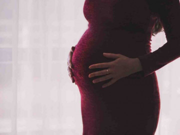 Mayor riesgo por COVID-19 para las mujeres embarazadas: OPS