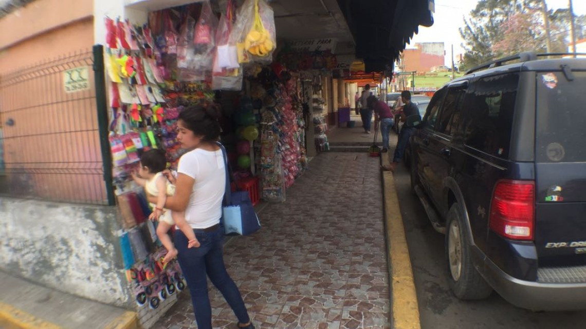 Sector comercio listo para dar buena atención en temporada vacacional.