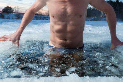 Los beneficios de bañarte con agua fría