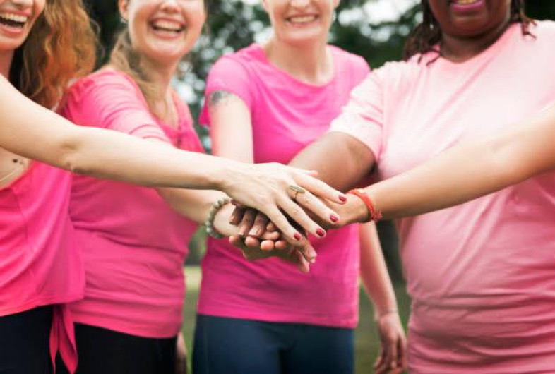  Convocan a crear lema de mujeres en libertad