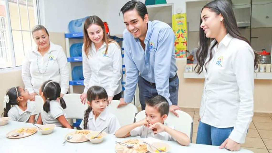 “Desayuna Bien” beneficia a alumnos de escuelas de nivel básico