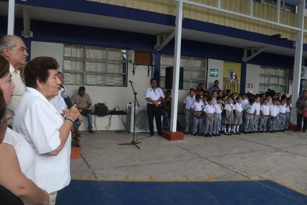  Beneficia gobierno de Tampico con techumbre al colegio “Pablo María Guzmán”