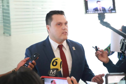 Diputados del PAN tienen problemas con la ley, no con el congreso; H Prieto 