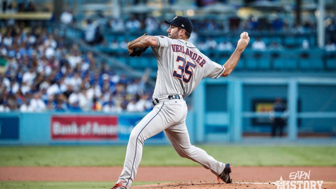 Astros vencen a Dodgers y empatan la Serie Mundial 