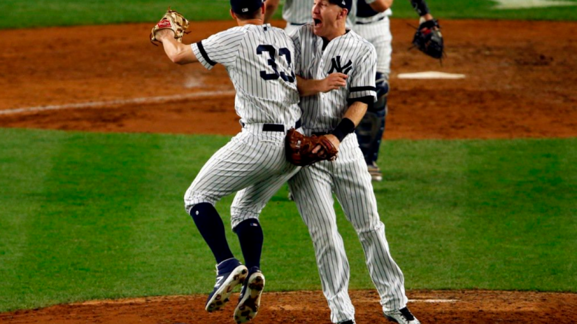 Yankees gana a Astros y se encuentra a un triunfo de la Serie Mundial