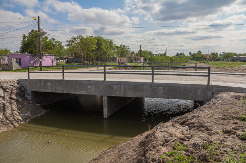 Construye Gobierno de Matamoros puente vehicular sobre Dren Abelardo de la Torre con inversión de 3.4 MDP