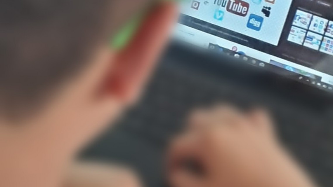 Buscan prevenir acoso que sufren jóvenes en redes sociales