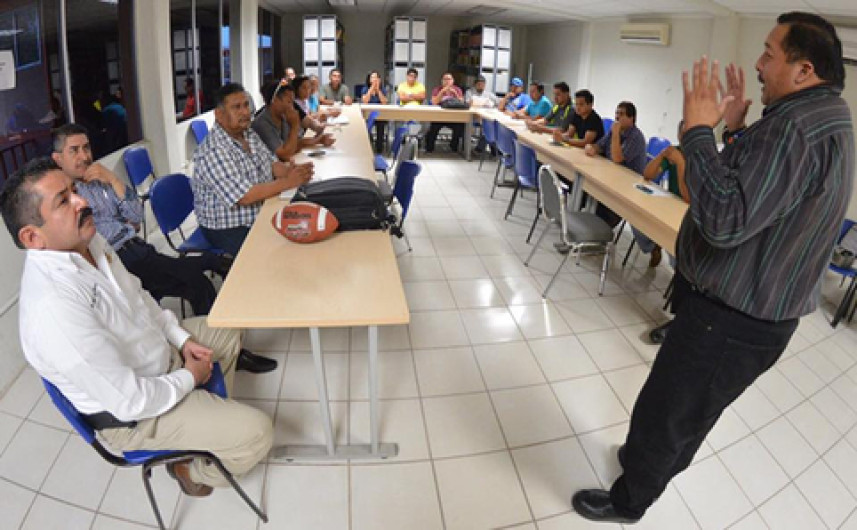 Iniciarán liga municipal de “Tochito Bandera” en Valle Hermoso