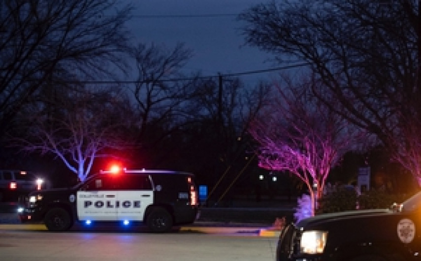 Liberan a primer rehén de sinagoga en Texas