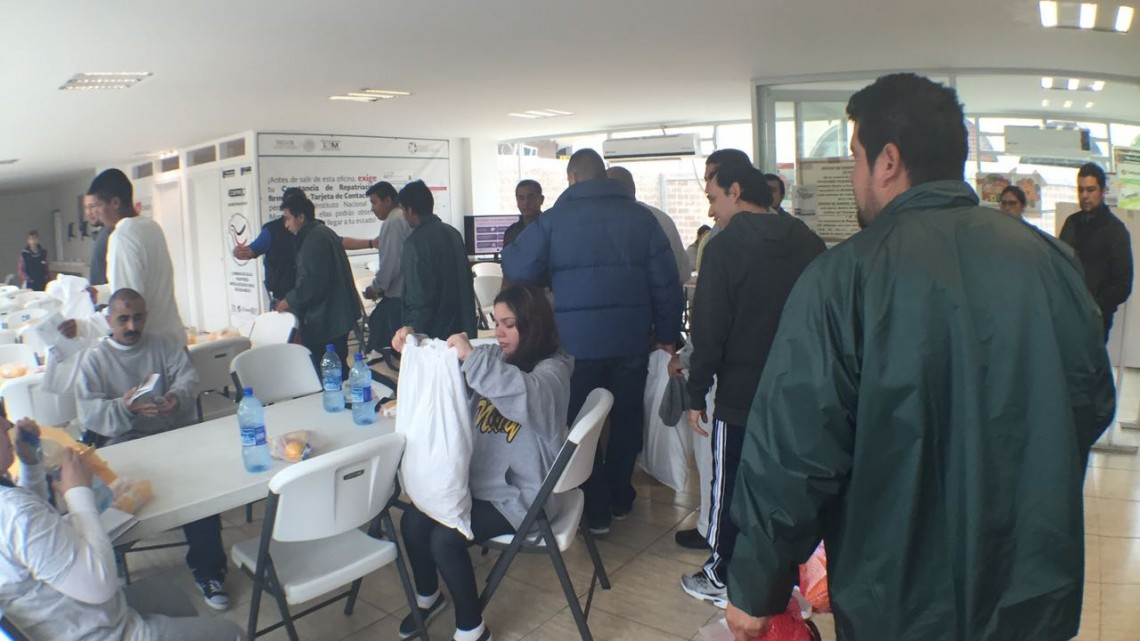 Arriban a Brownsville los primeros trabajadores mexicanos deportados por la administración Trump