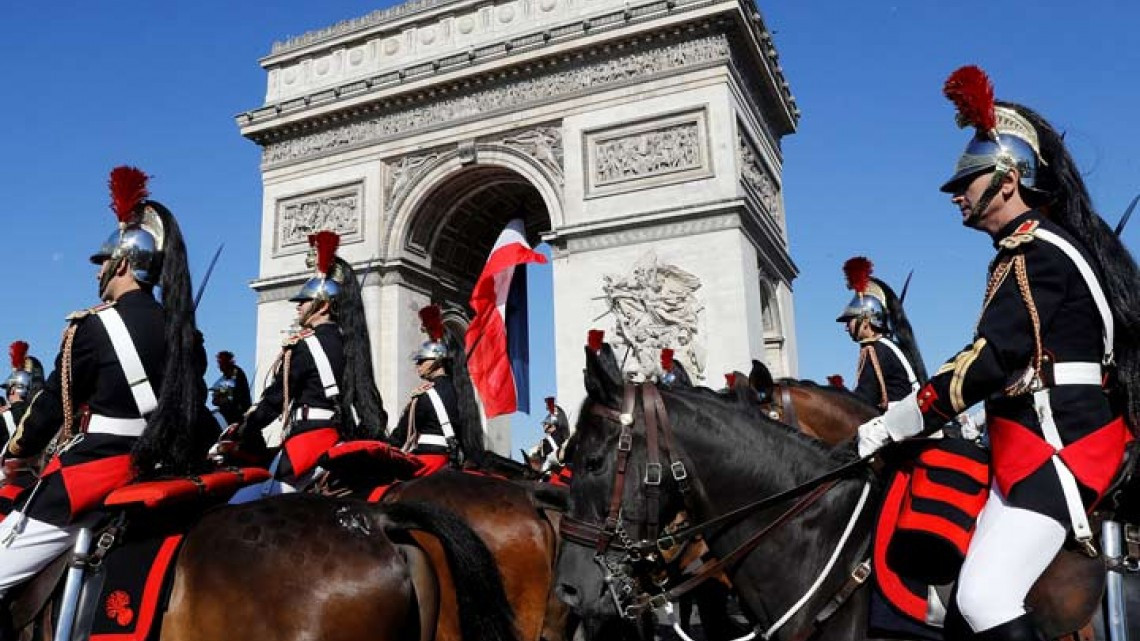 Trump invitado de honor en el desfile militar de Día Nacional de Francia