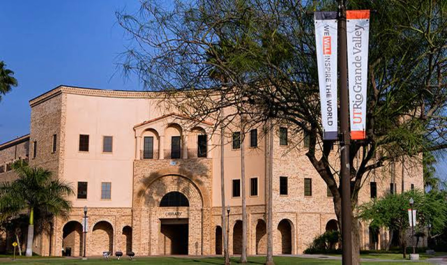 UTRGV pagará matrículas de estudiantes con ingresos menores de 100,000 dólares