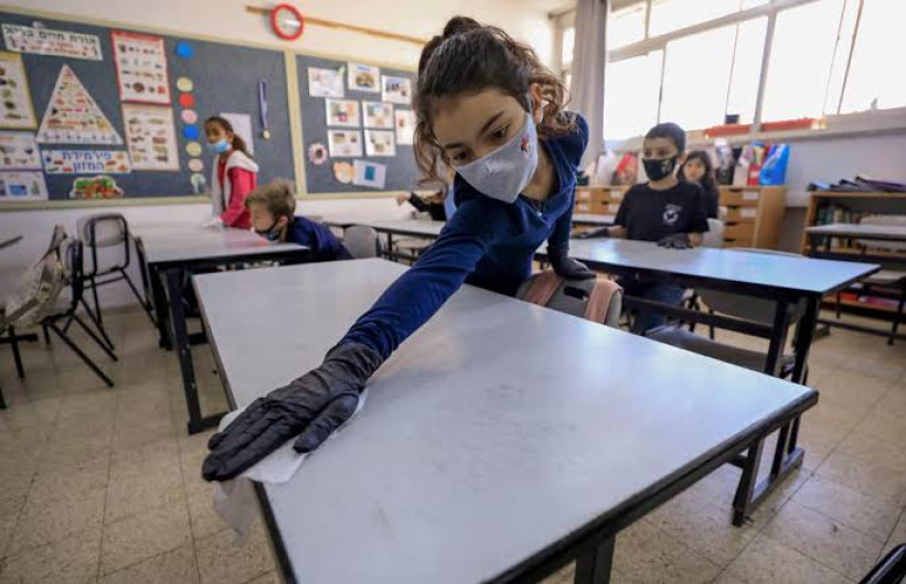 Fauci apoya lineamientos de los CDCs para reapertura de escuelas