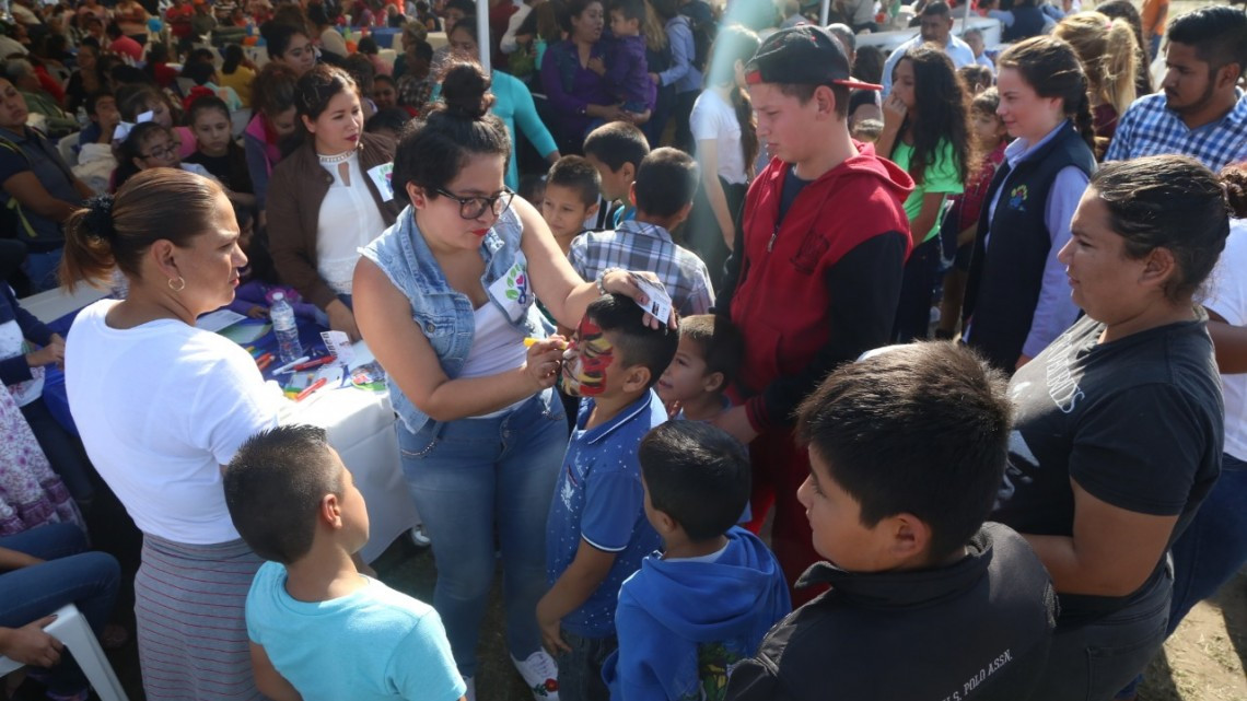 2 mil 500 habitantes se reúnen con Maki Ortiz