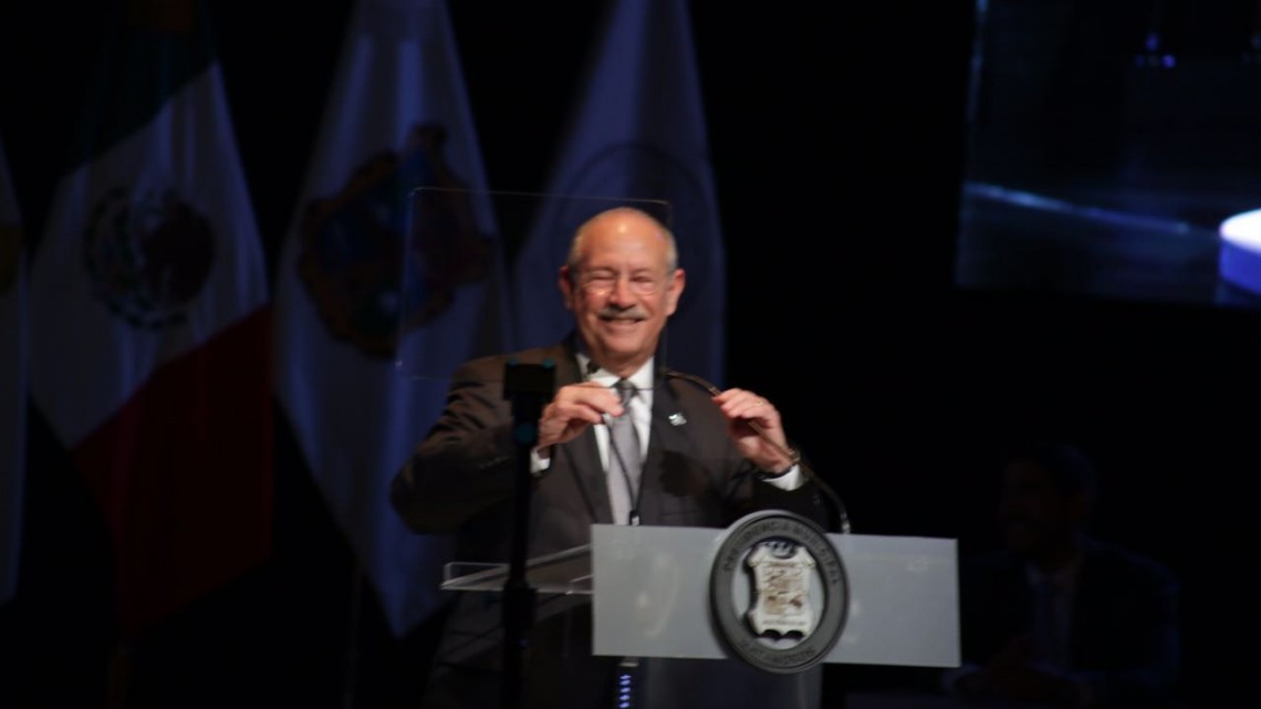 Chuchín rinde su primer informe de gobierno 