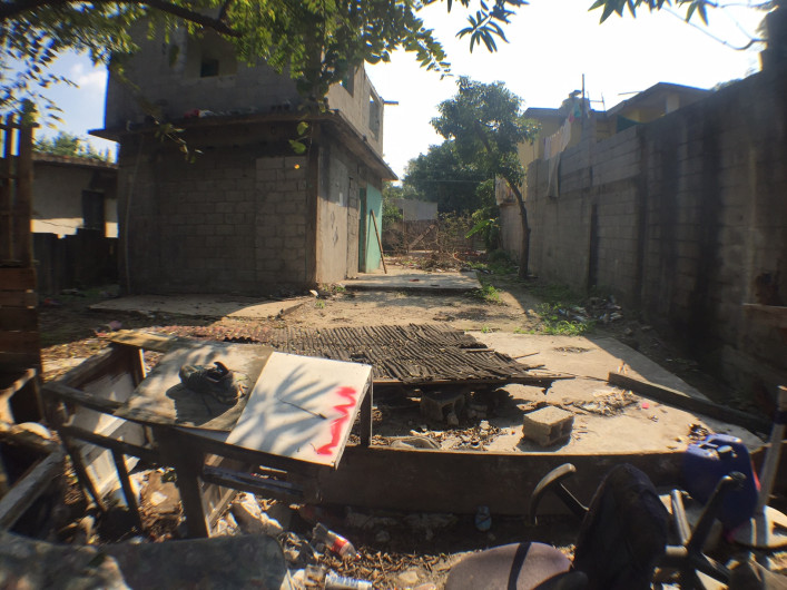 Pide prestado 5 mil pesosy le cobran a lo chino 300 mil despojandola de su casa