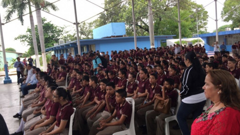 Realizan acciones para sector educativo en primer año de administración