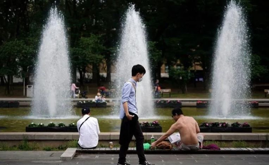 Tokio emite alerta ante rebrote de casos de covid-19 