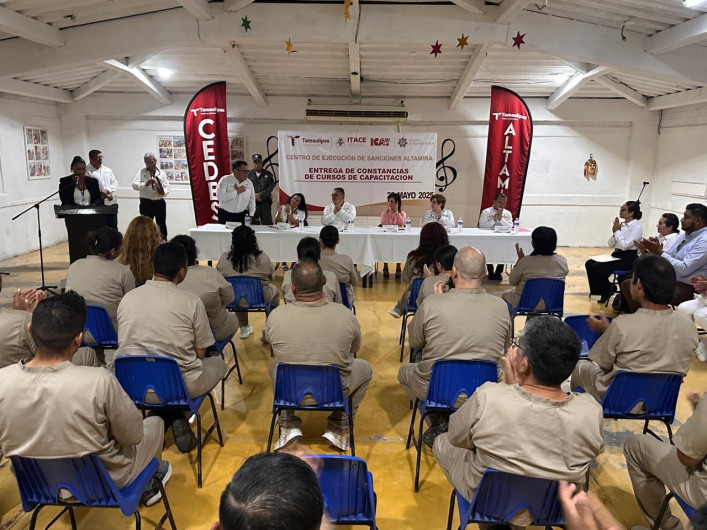 Más de 200 PPLs reciben constancia por capacitaciones laborales