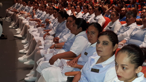 Se gradúan mil cien alumnos de los talleres CEDIF