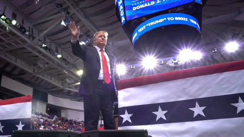 Dos participantes de Trump en Tulsa dan positivo a coronavirus 