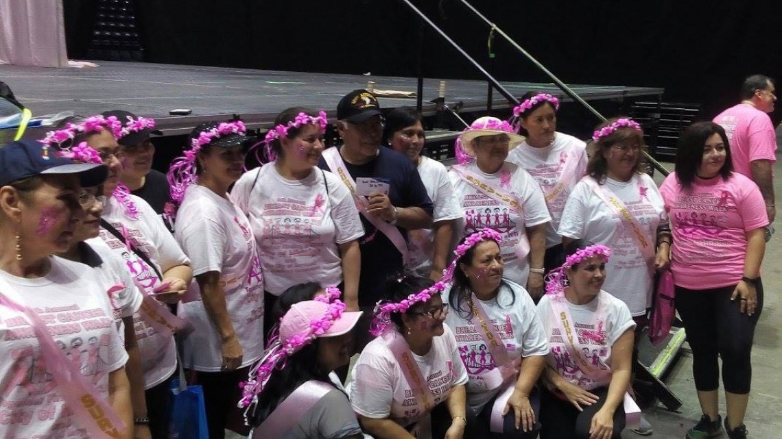 Realizan caminata "We're Stronger Together''