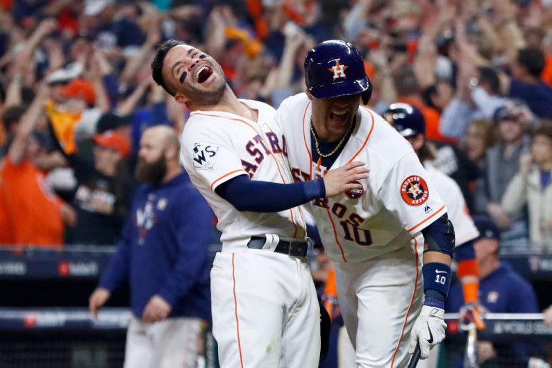 Astros de Houston hacen historia con 100 victorias