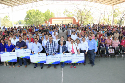 Entregan más de 60 mdp a emprendedores