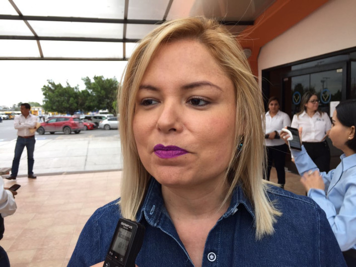 Llega equipo de cómputo al instituto de la mujer