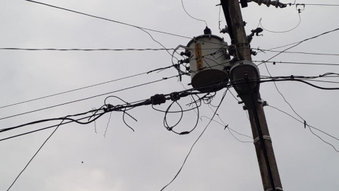 Destruyen lámparas para robarse el cableado eléctrico de laminarias en Altamira