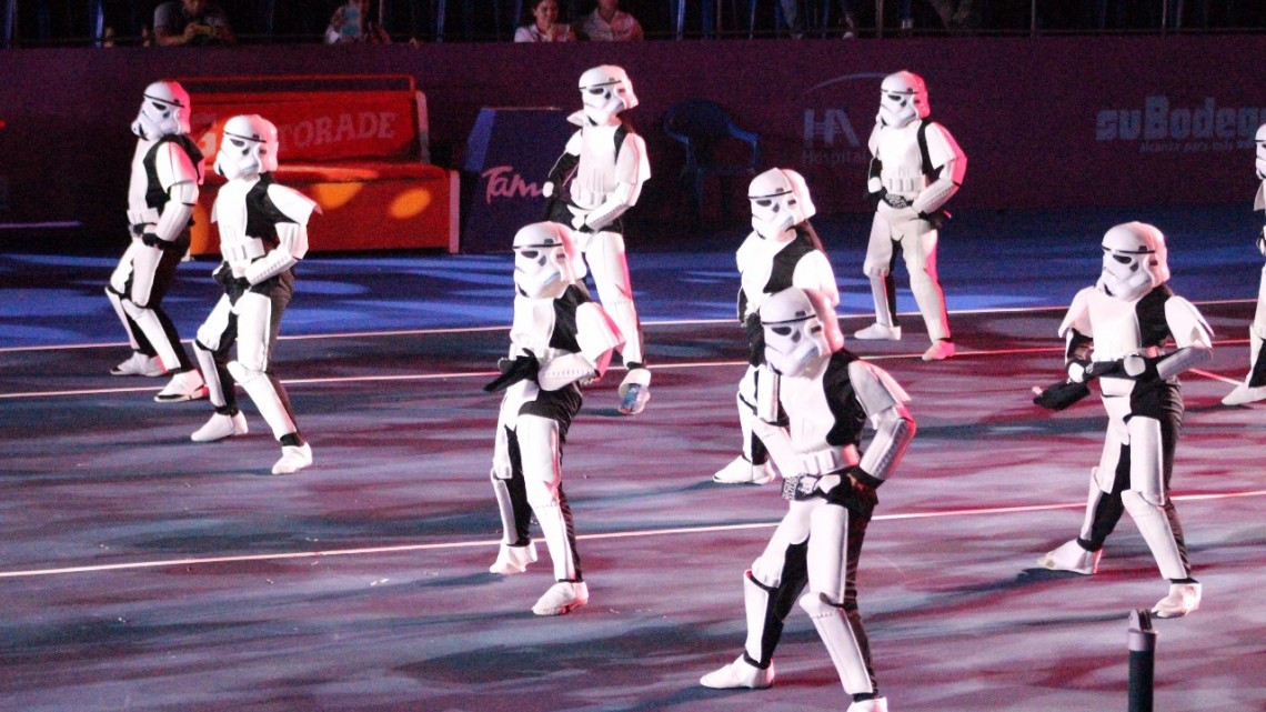 Arranque espectacular del Abierto de Tenis