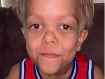 Tras polémica, madre de Quaden Bayles revela su edad