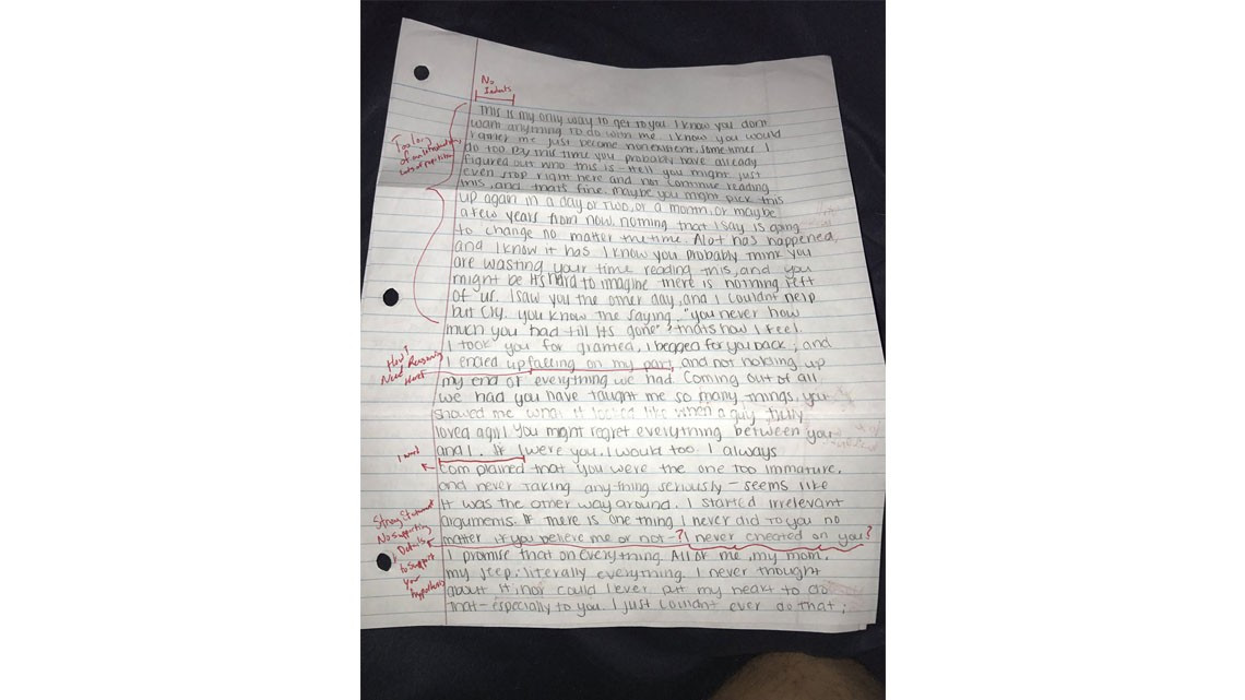 Corrige carta de su exnovia y se vuelve viral